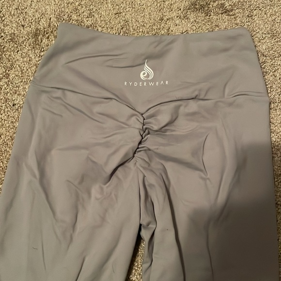 Rydewear butt scrunch workout leggings. Size small - Picture 3 of 3